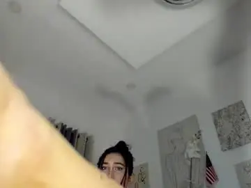 Chaturbate Live Sex of coco_mademoiselle