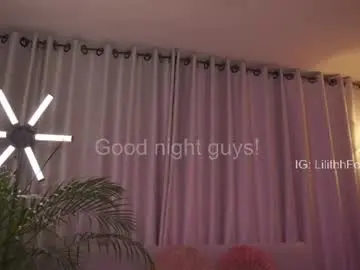 Chaturbate Watch Live Sex Cams of lilithhfosterr