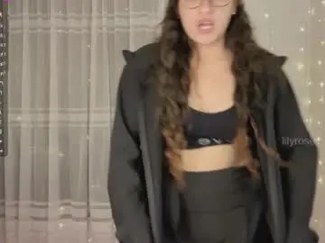 Chaturbate Free Porn Cam of lilyrose1_