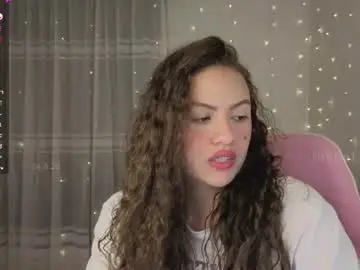 Chaturbate Live Sex Cam of lilyrose1_
