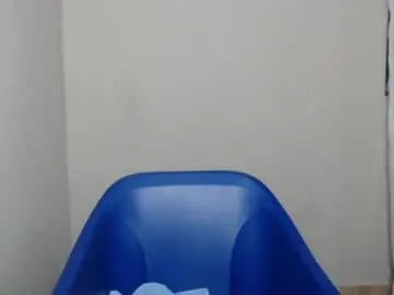 Chaturbate Live Porn of petitexxxebonyx