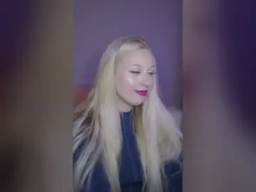 Chaturbate Sex Cam of snowyphoenix