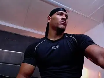 Chaturbate Live Porn of adam_fit19cm