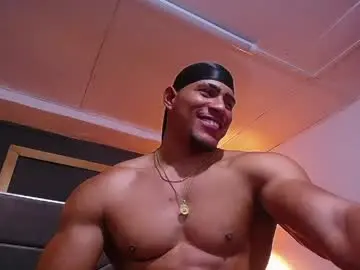 Chaturbate Live Sex Cam of adam_fit19cm