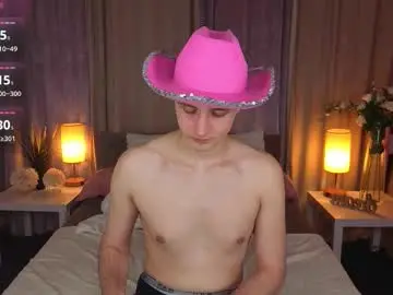 Chaturbate Best live sex cam show of alexcolee