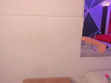 Chaturbate Watch Live Sex Cams of karoll014