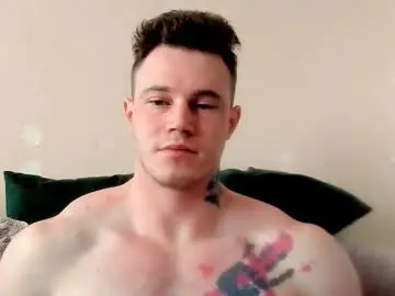 Chaturbate Live Sex Cam of kyle_4u