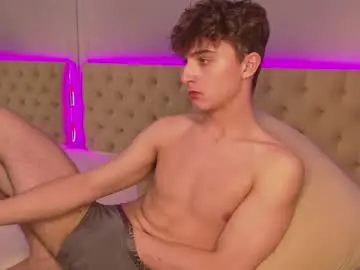 Chaturbate Live Sex Cam of richard_steele_hot