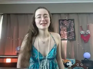 Chaturbate Live Sex Cam of shy_night_bat