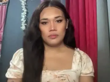 Chaturbate Live Sex Cam of bad_kitty_amara