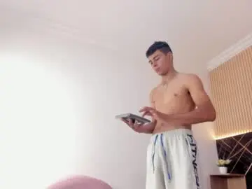 Chaturbate Nude Webcam of bruno_fox_