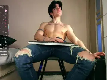 Chaturbate Watch Live Sex Cams of christianlevine_