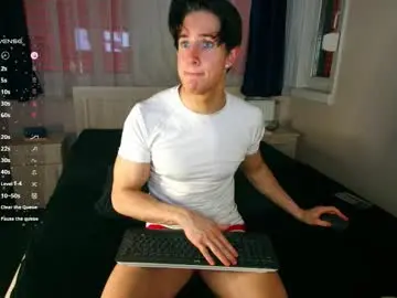 Chaturbate Free Live Porn of christianlevine_