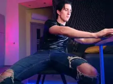 Chaturbate Sex Cam of christianlevine_