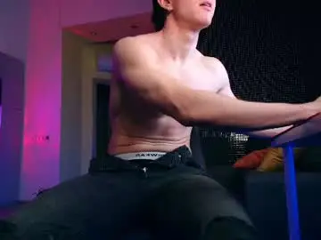 Chaturbate Free Live Porn of christianlevine_