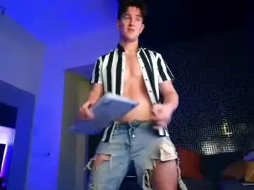 Chaturbate Live Porn of christianlevine_