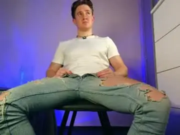 Chaturbate Nude Webcam of christianlevine_