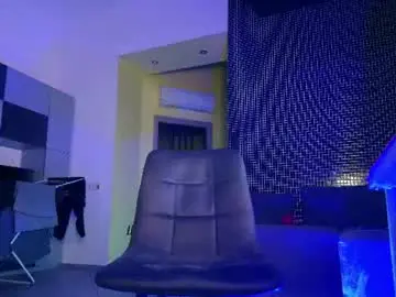 Chaturbate Live Sex Cam of christianlevine_