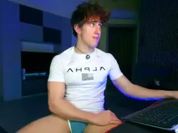 Chaturbate Live Porn of christianlevine_
