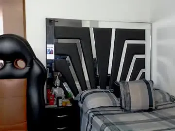 Chaturbate Best live sex cam show of noah_harris01