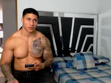 Chaturbate Adult Video Chat of noah_harris01