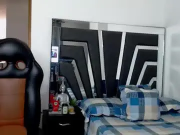 Chaturbate Adult Video Chat of noah_harris01