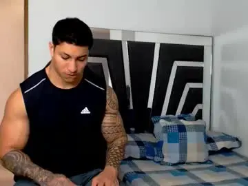 Chaturbate Sex Cam of noah_harris01