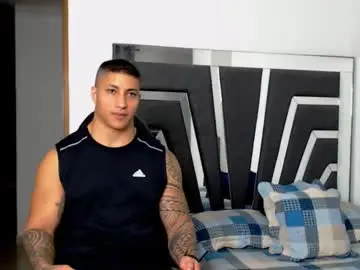 Chaturbate Sex Chat of noah_harris01