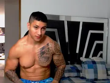 Chaturbate Best live sex cam show of noah_harris01