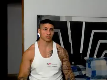 Chaturbate Watch Live Sex Cams of noah_harris01