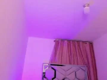 Chaturbate Best live sex cam show of samirose_