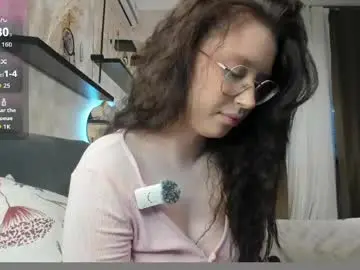 Chaturbate Live Sex Cam of _shiningstar