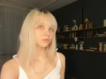 Chaturbate Live Sex Cam of _shiningstar