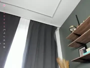 Chaturbate Live Sex Cam of _shiningstar