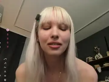 Chaturbate Live Sex Cam of _shiningstar