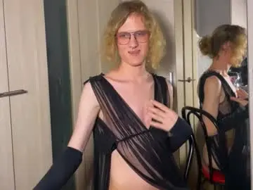 Chaturbate Nude Webcam of avery_adam