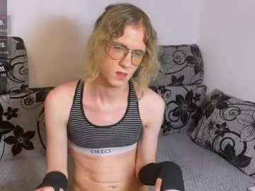 Chaturbate Free Porn Cam of avery_adam
