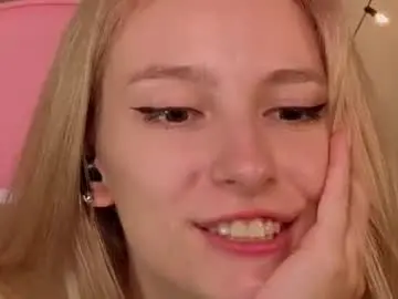 Chaturbate Live Sex of berrryjelly