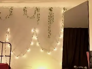 Chaturbate Watch Live Sex Cams of berrryjelly