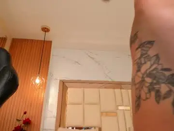 Chaturbate Sex Chat of emiliee_xx