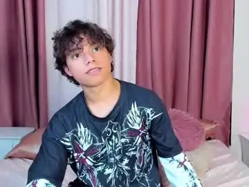 Chaturbate Live Porn of honeymoon_sariel