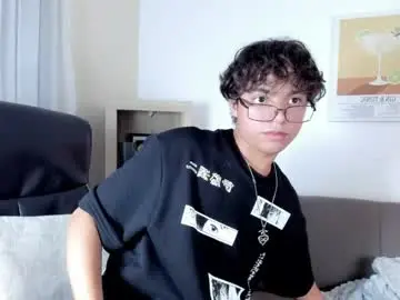 Chaturbate Live Sex of honeymoon_sariel