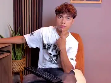 Chaturbate Sex Cam of honeymoon_sariel
