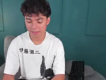 Chaturbate Live Sex of honeymoon_sariel