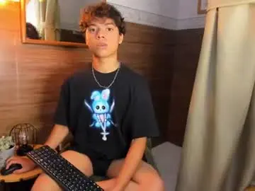 Chaturbate Free Porn Cam of honeymoon_sariel
