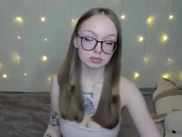 Chaturbate Adult Webcam of shy_suchka