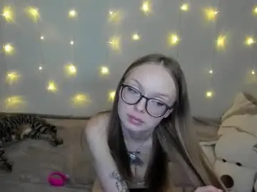 Chaturbate Live Sex of shy_suchka