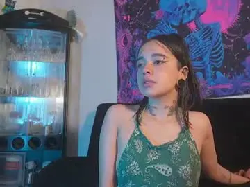Chaturbate Nude Webcam of ariana_whitee
