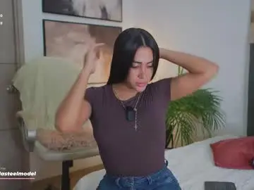 Chaturbate Free Live Porn of leyla_steel