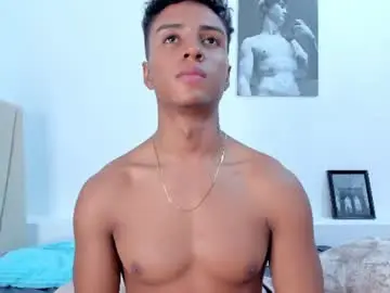Chaturbate Watch Live Sex Cams of magnusking_